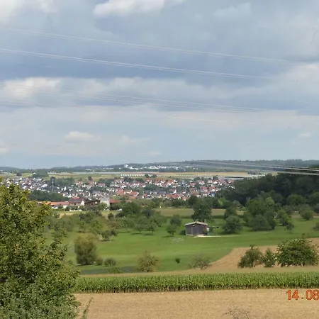 Apartment Schwaebische Alb & Messe Stuttgart Ganz Nah Grossbettlingen